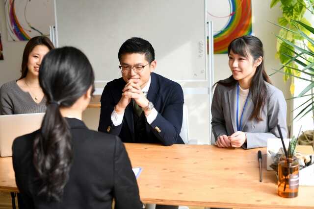 面接中に緊張してしまった時の対処法