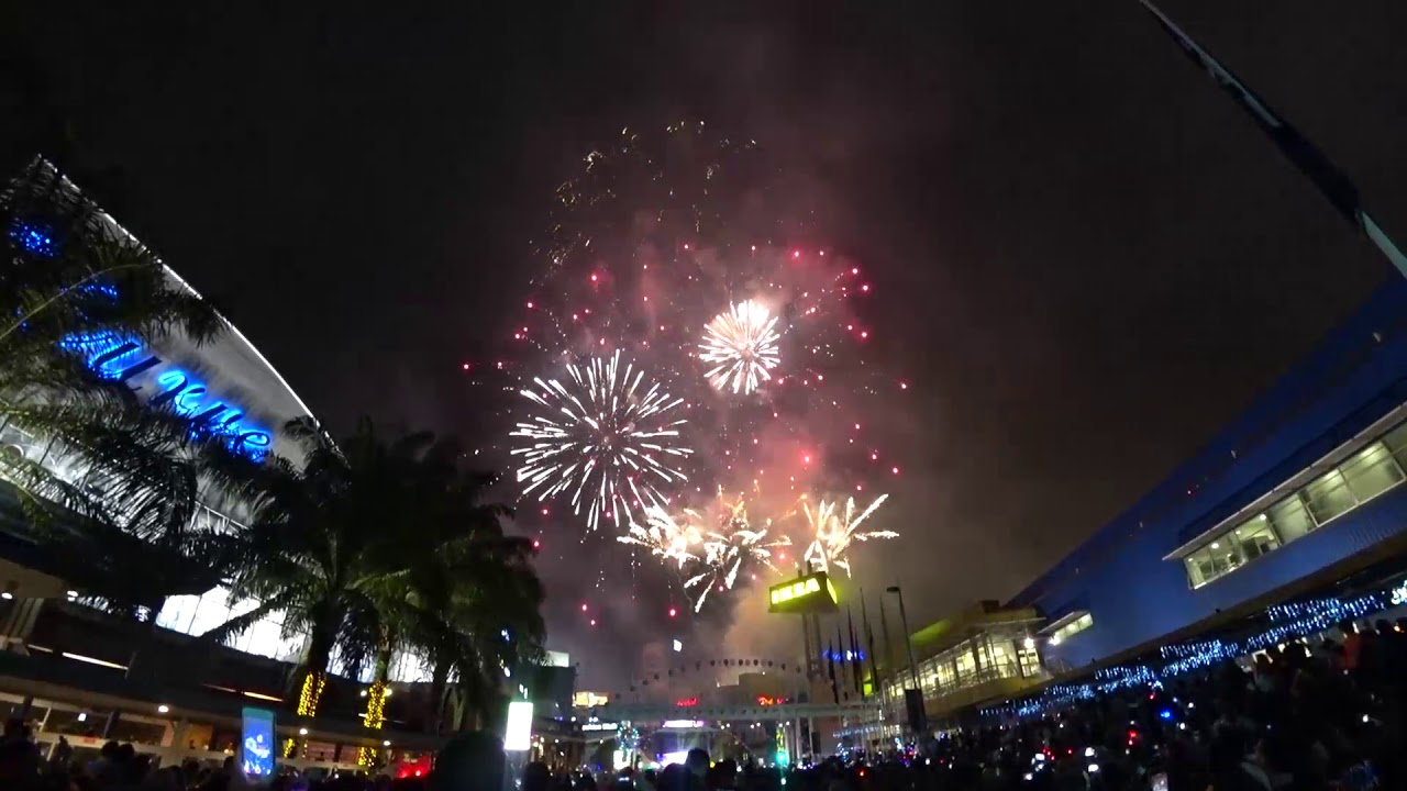 The Curve Shopping Mall, Petaling Jaya New Year’s Eve Destination in Malaysia