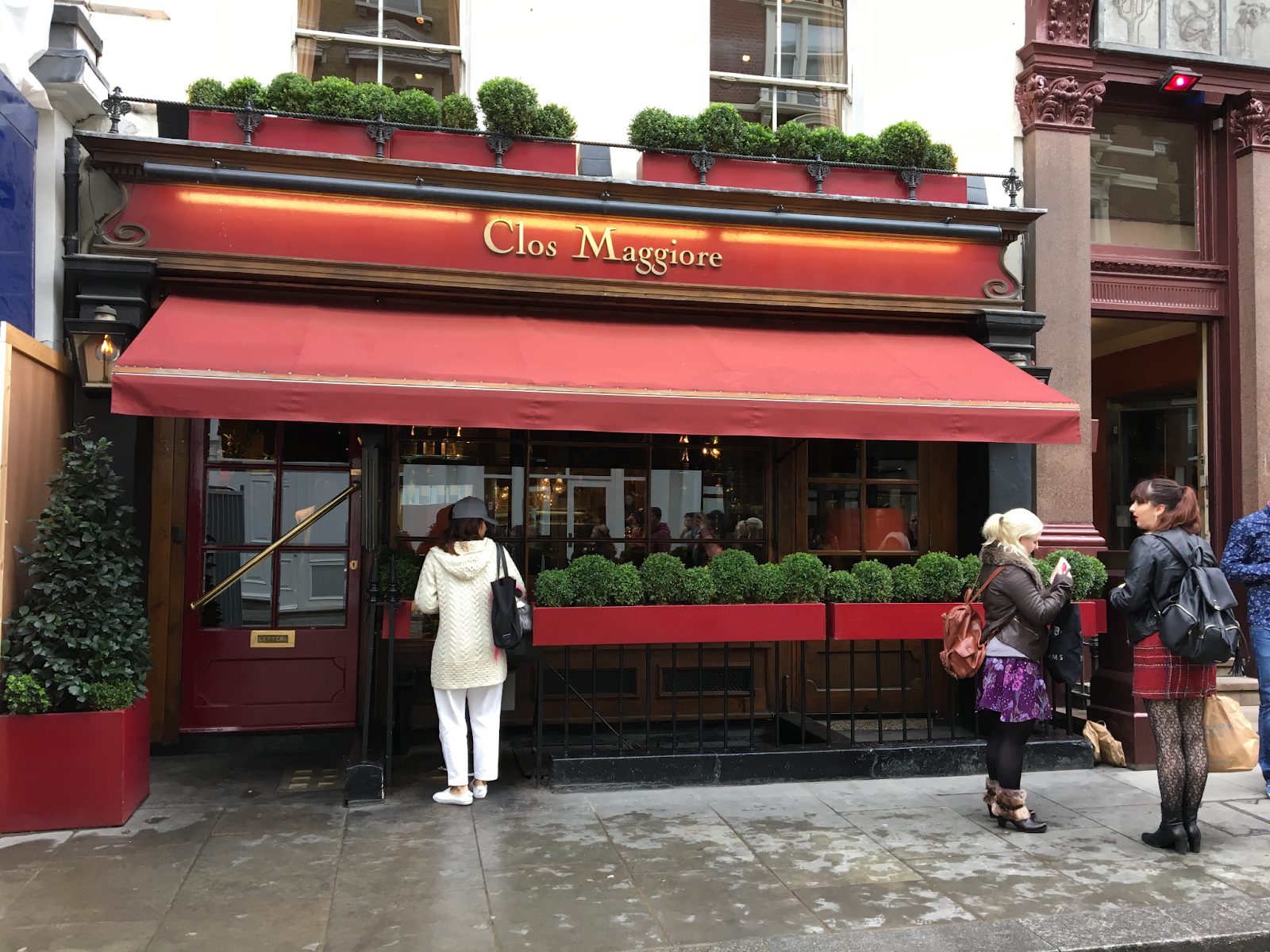Outer view of the Clos Maggiore restaurant