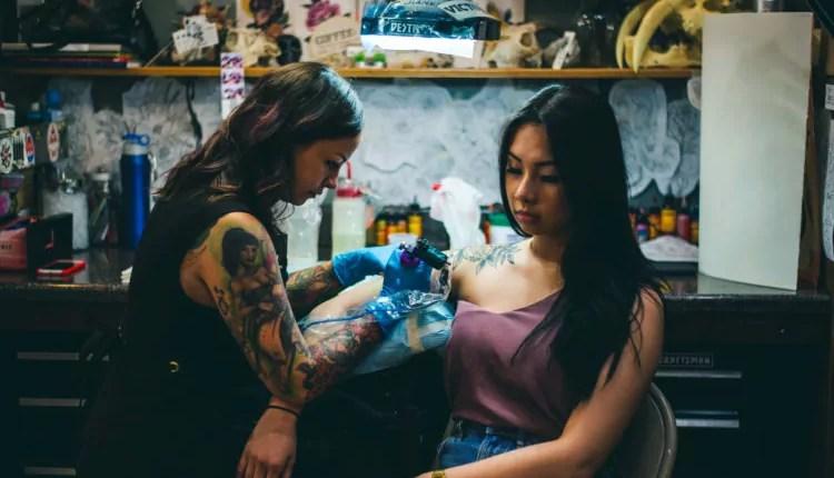 A guide to getting your first tattoo by Amanda Rodriguez - United By Pop