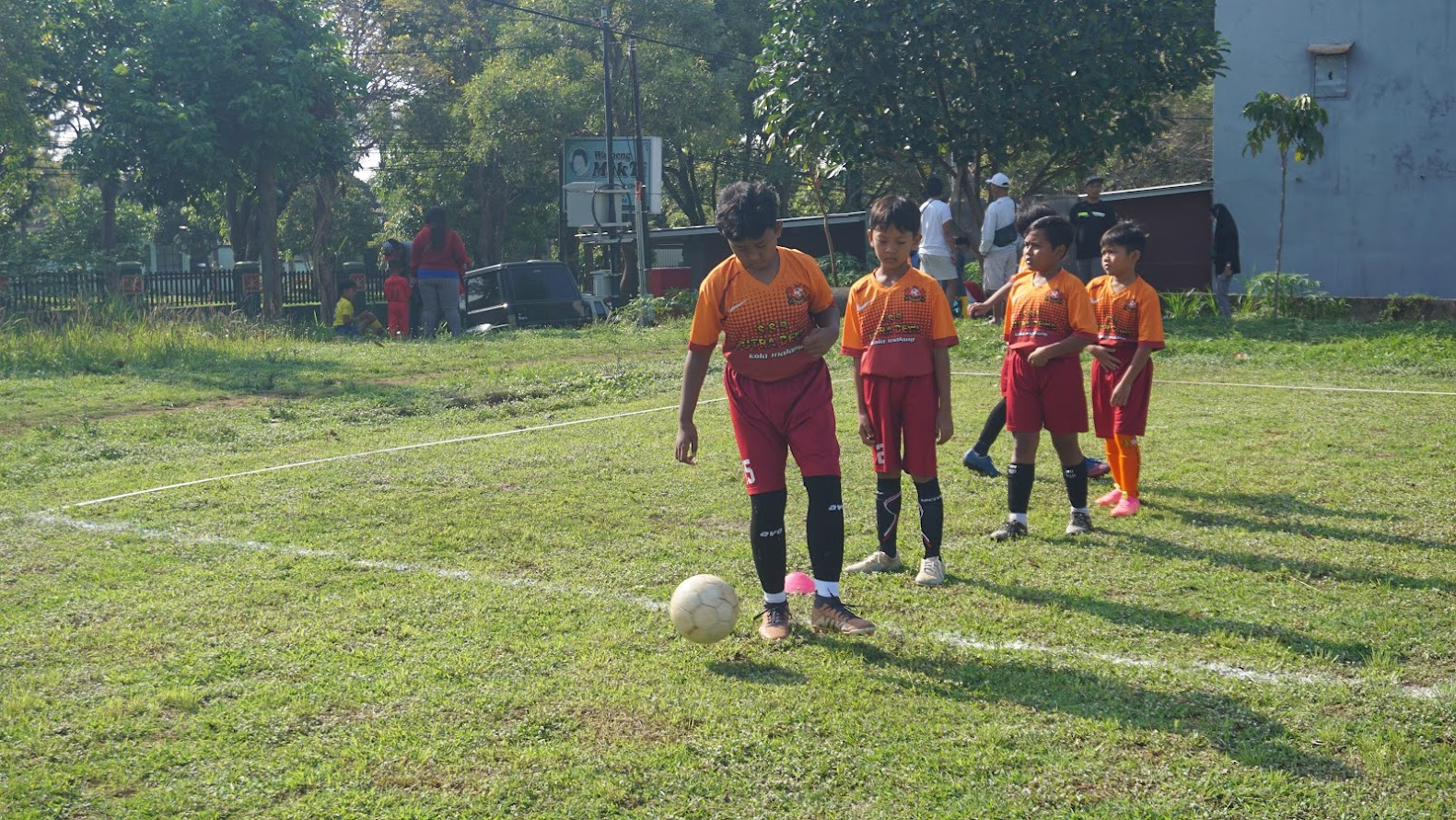 Latihan Sepak Bola Usia Dini Malang