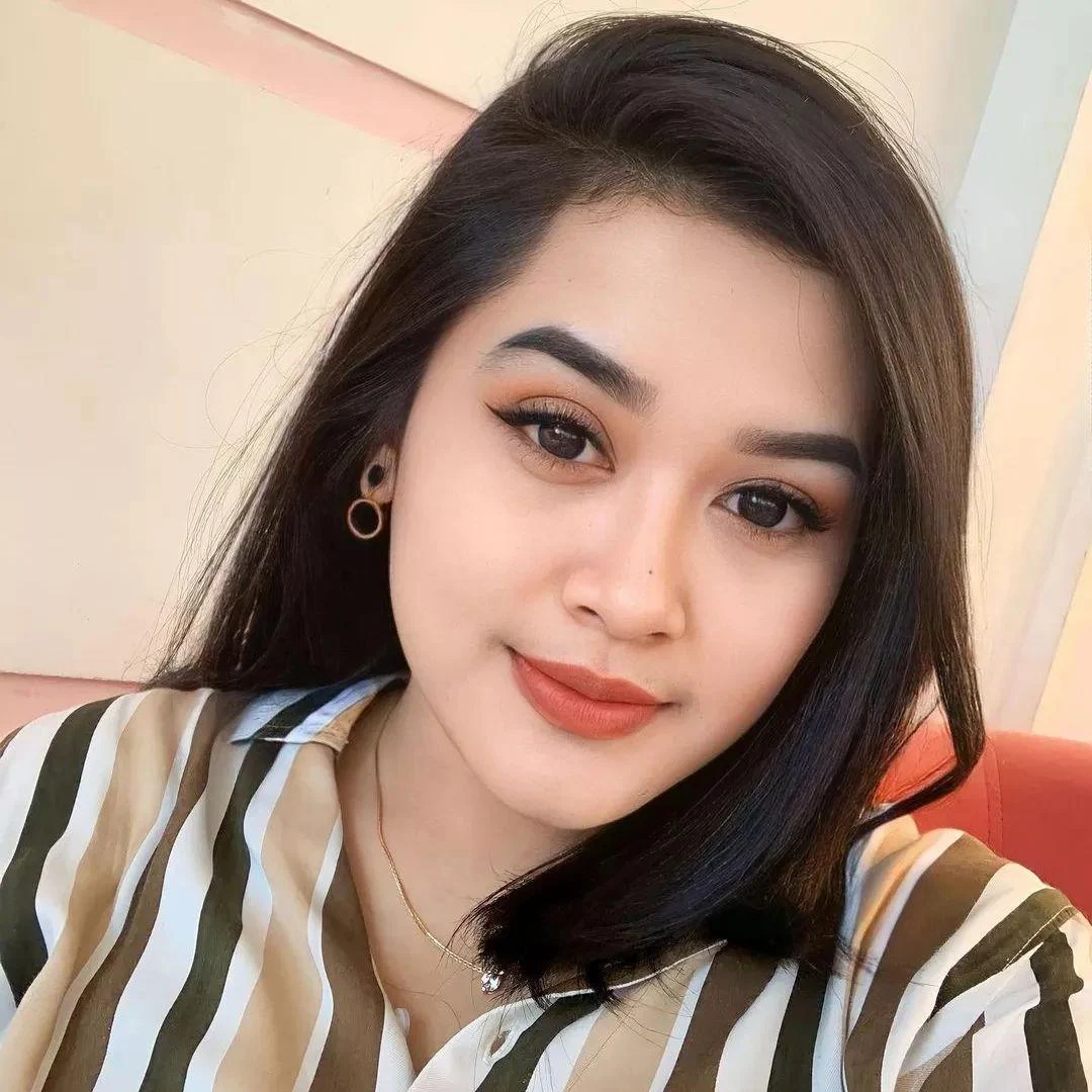 Cewek Imut Membuat Dunia Terasa Lebih Ceria, cewek imut, senyum ceria, gadis manis