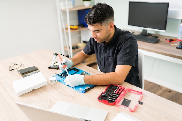 Master Gadget Repair: Fixing Your Devices at Home