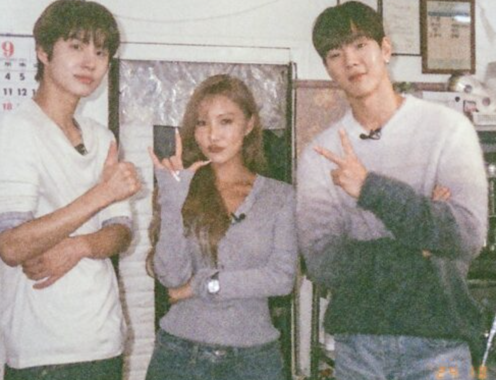 A picture of NCT's Jungwoo, MONSTA X's Shownu, and MAMAMOO's Hwasa  posted on NCT's official account