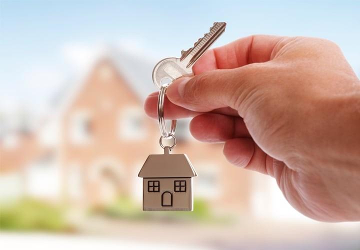 COMPRA-VENTA DE DERECHOS Y ACCIONES DE UN INMUEBLE.