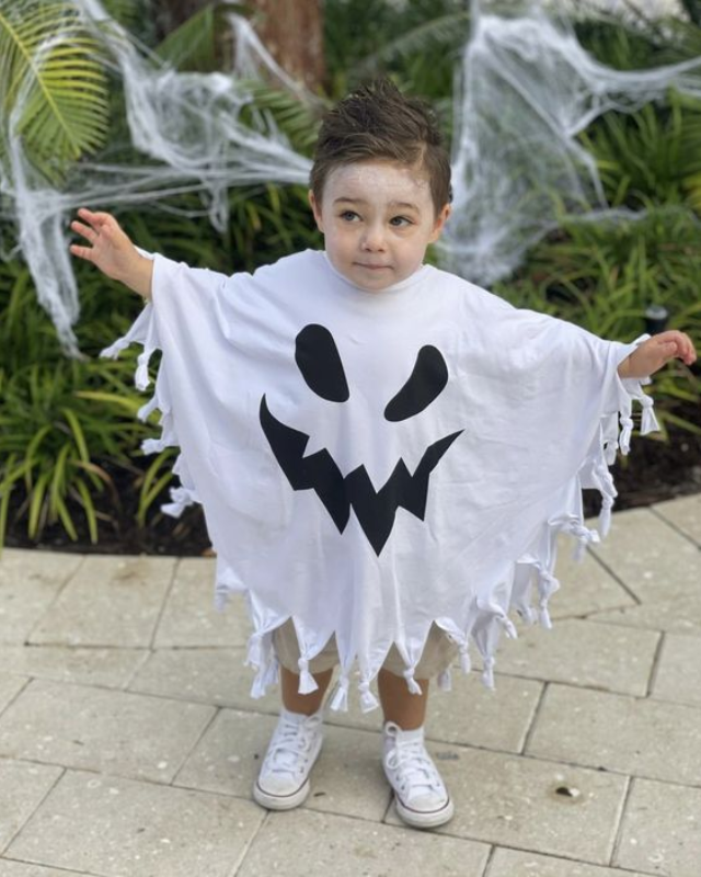 fantasia halloween menino