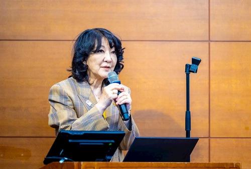 https://en.minghui.org/u/article_images/5be8d9853b05a16dd7169916e2e82f0e.jpg