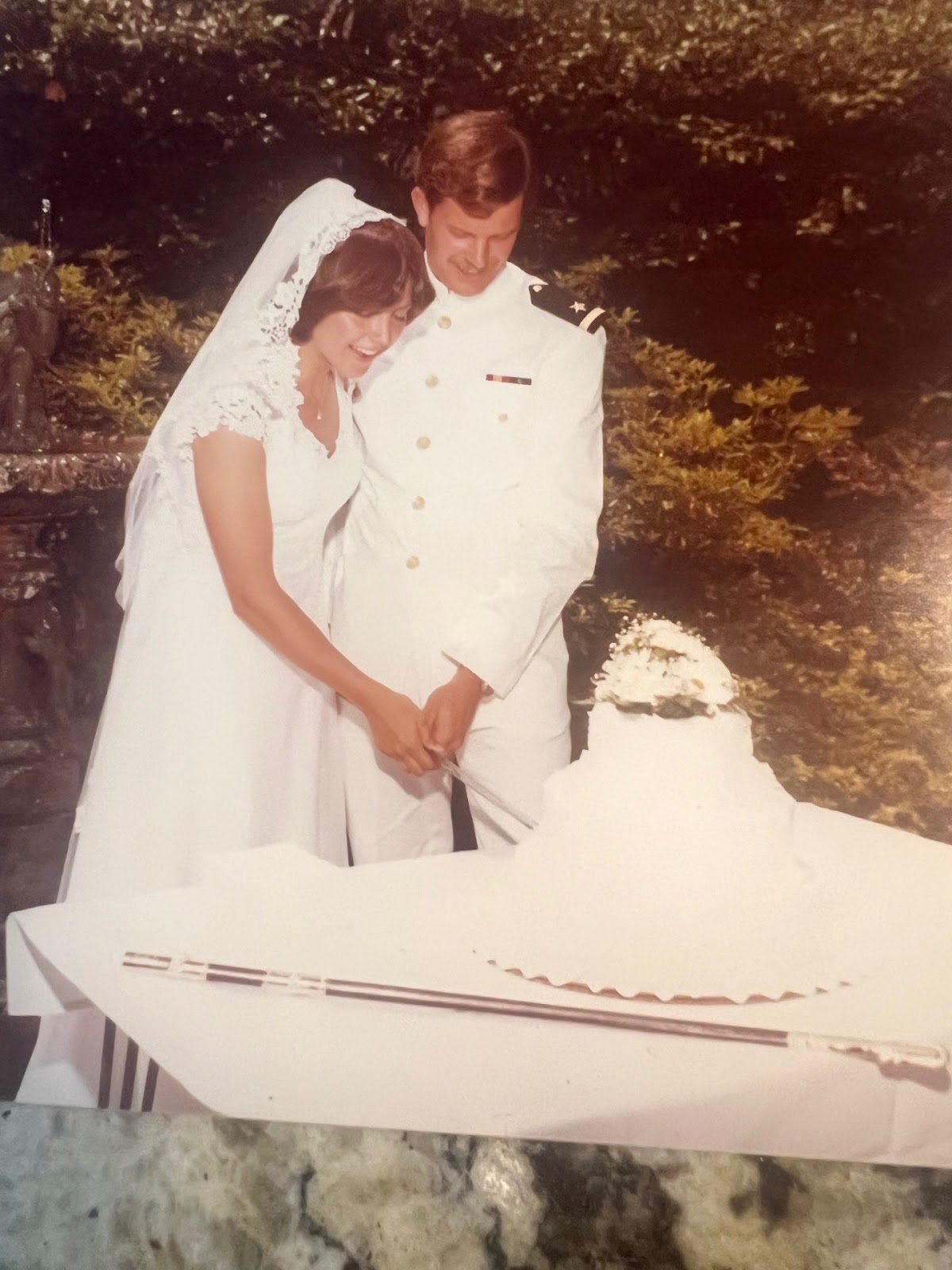 wedding couple cake first usna grads