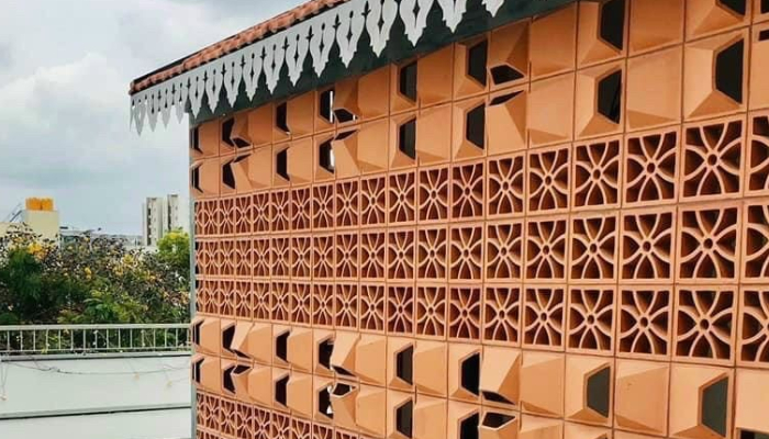 Gạch tứ diệp kết hợp trang trí với gạch bánh ú