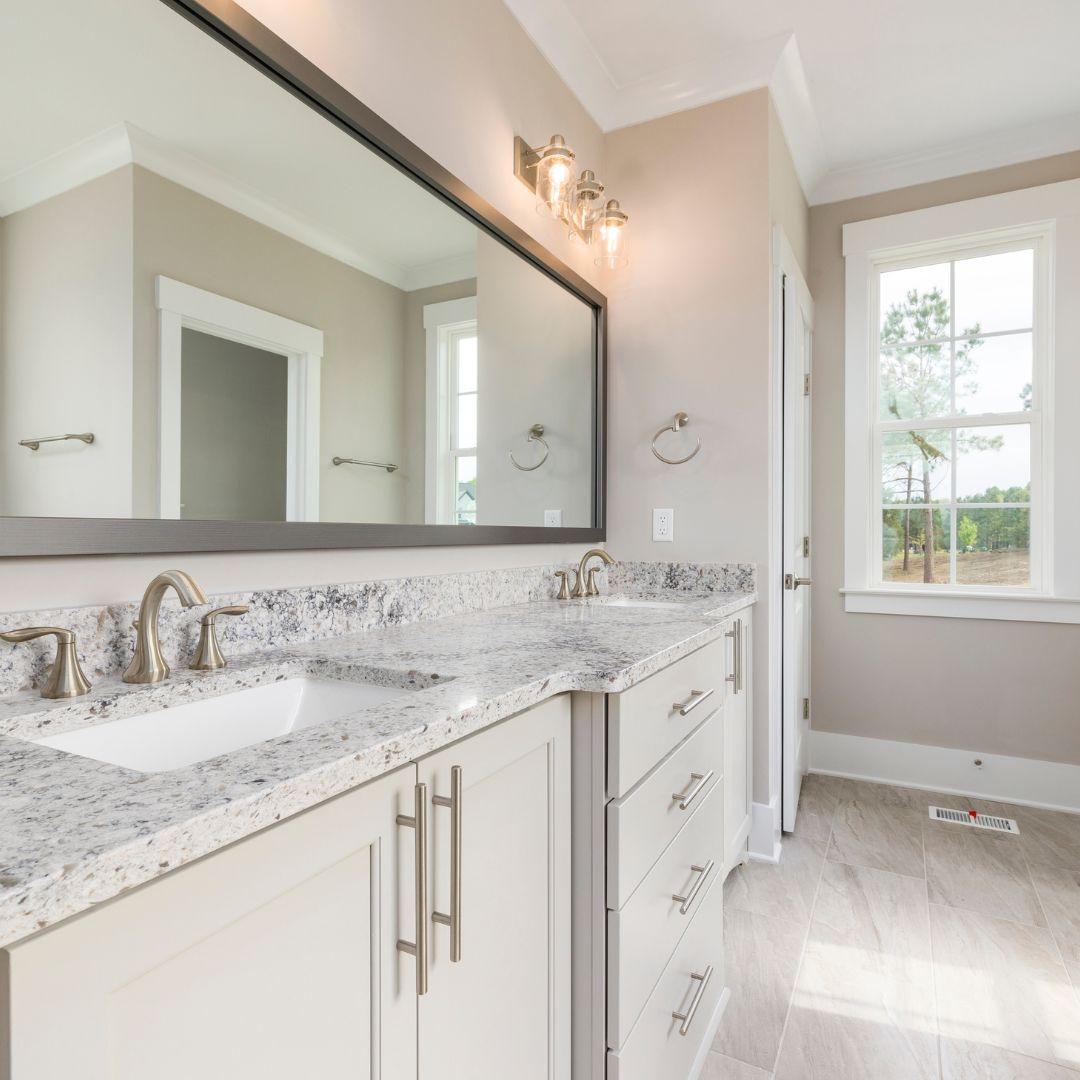 Bathroom_Cabinets