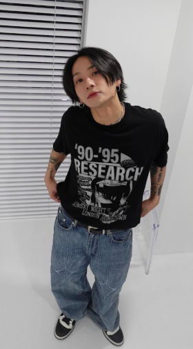 This contains an image of Kwon Young Don