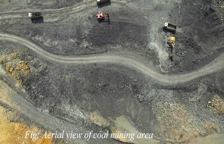 Aerial view of a road in a quarry

AI-generated content may be incorrect.