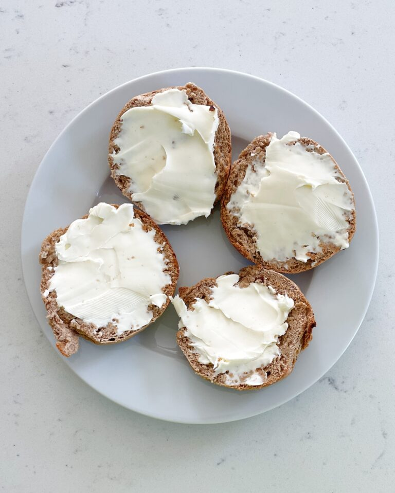 2 mini bagels and cream cheese | Easy Breakfast Ideas For College Students