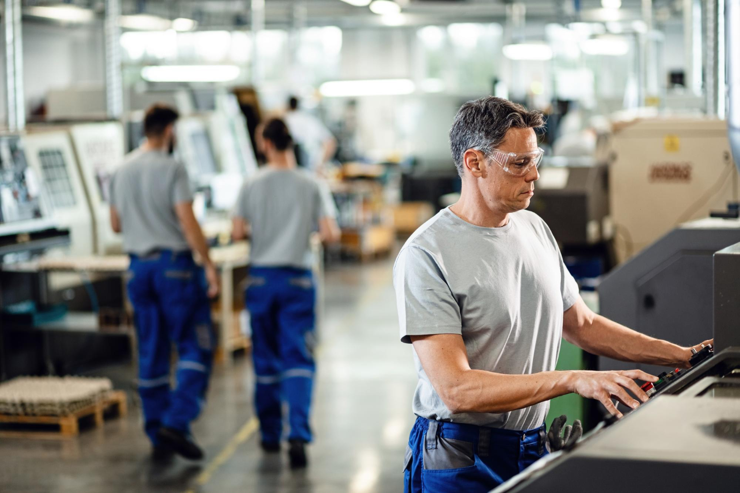 Workers rotating tasks for managed frequency.