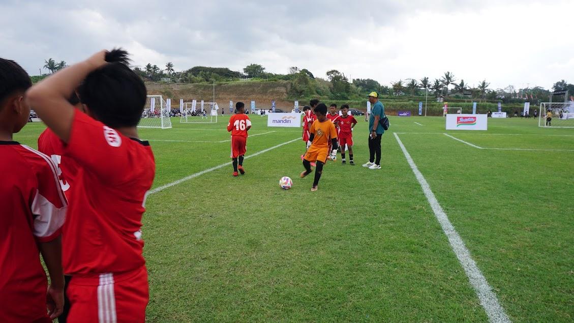 Pelatihan Sepak Bola Anak Malang, Latihan Usia Dini