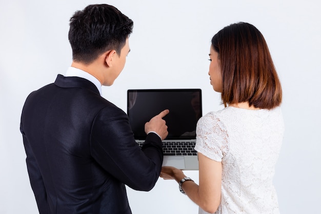 How to Choose the Perfect Laptop