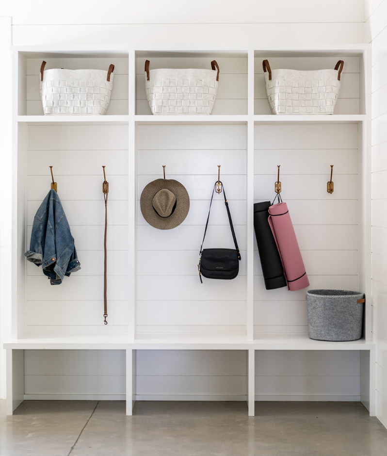 Custom mudroom design. Home renovation firm in Northeast Atlanta.