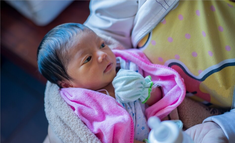 What Is The Support Offered For Feeding Issues In Premature Babies? 
