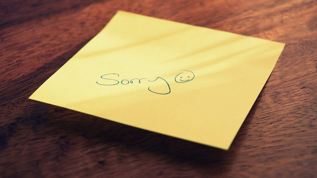 Extending a sincere apology to handle customer complaints