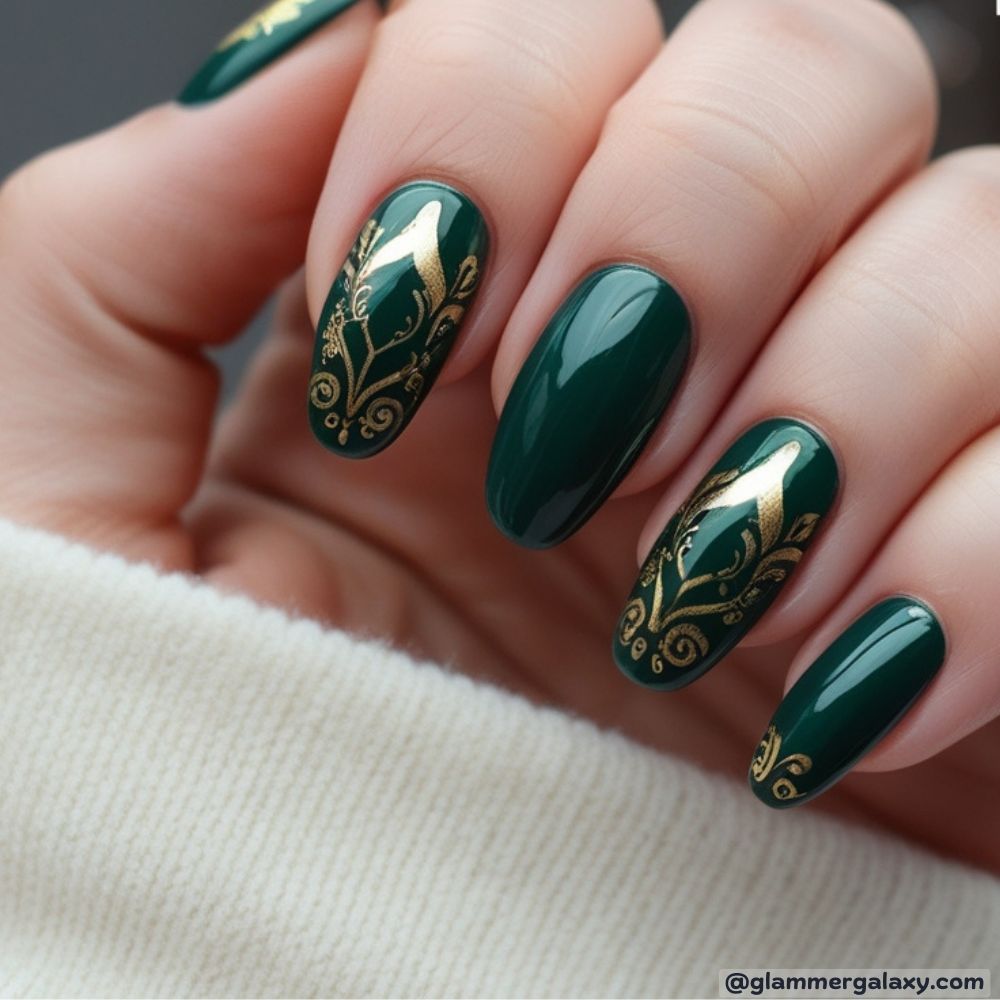 Winter Nail Ideas having Luxurious Green & Gold
