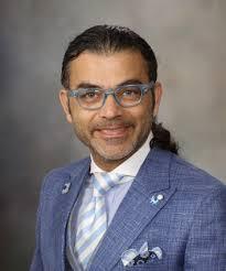 DIPARTIMENTO DI CHIRURGIA ORTOPEDICA DEL MASSACHUSETTS GENERAL HOSPITAL GRAND ROUNDS Bassem T. Elhassan, MD "Gestione del complesso