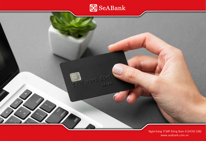 You need to spend wisely when using a credit card to avoid falling into uncontrollable debt.