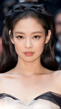 This contains an image of JENNIE