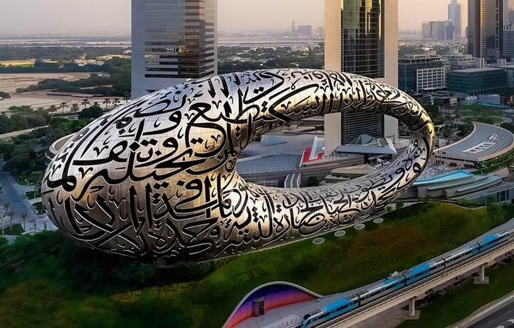 BẢO TÀNG TƯƠNG LAI DUBAI - MUSEUM OF THE FUTURE - TẦM NHÌN KẾT TINH CỦA UAE