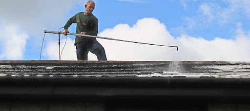 best way to clean conservatory roof