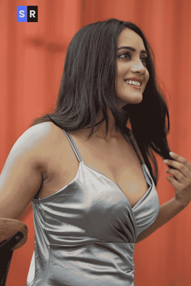 Amika Shail hot photo
