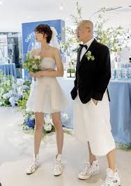 A picture of Choi Yeo-jin  Wedding Photos