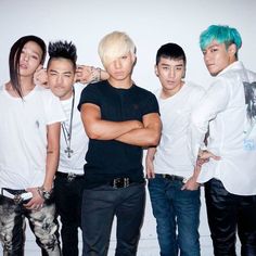 This contain an image of  BIGBANG's members