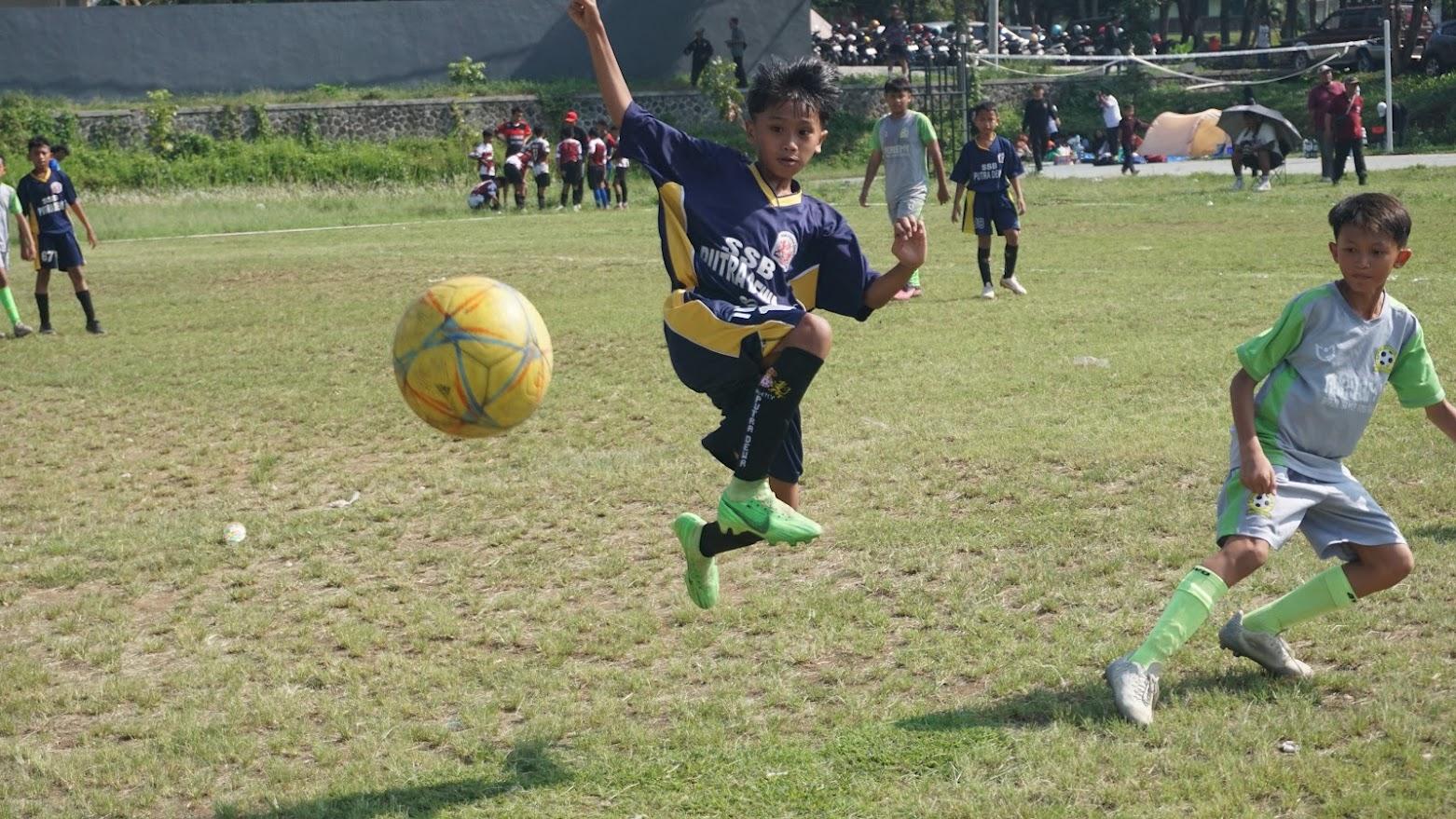 SSB Putra Dewa Malang, Sekolah Sepak Bola Malang