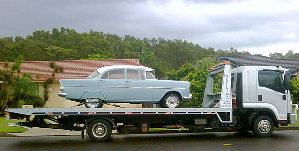 From Breakdown to Restoration: How Towing Services Support Classic Car Repair