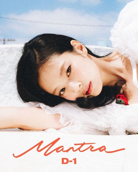 A picture of BLACKPINK's Jennie  music album "mantra"