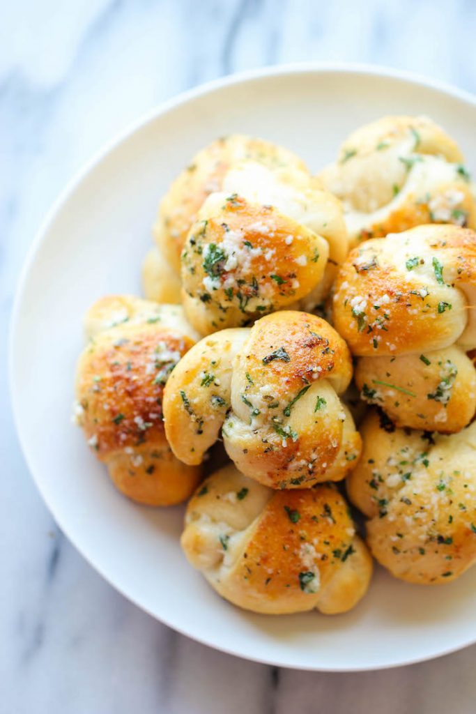 Easy Garlic Parmesan Knots