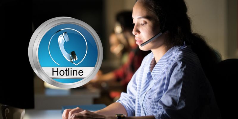 Liên hệ ngay với hotline 24/7 để được giải quyết mọi vấn đề mọi lúc, mọi nơi