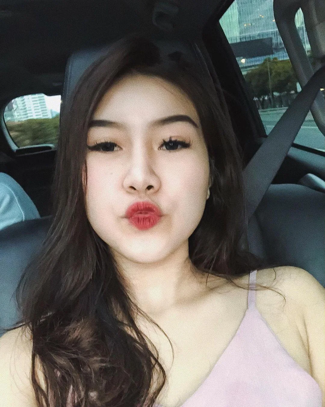 Cewek Menawan yang Membuatmu Terpikat, cewek menawan, terpikat, gadis seksi