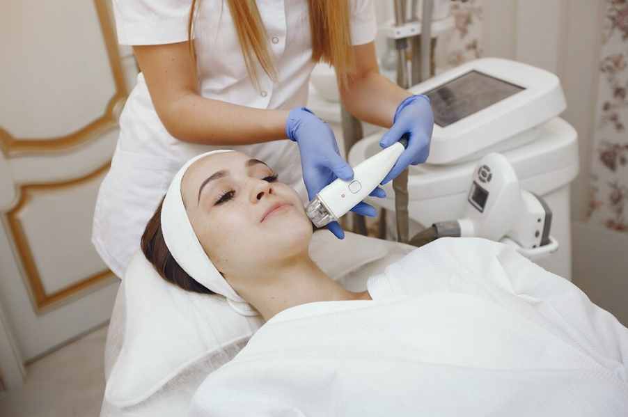 7 Note-Worthy Benefits of Laser Hair Removal Treatment