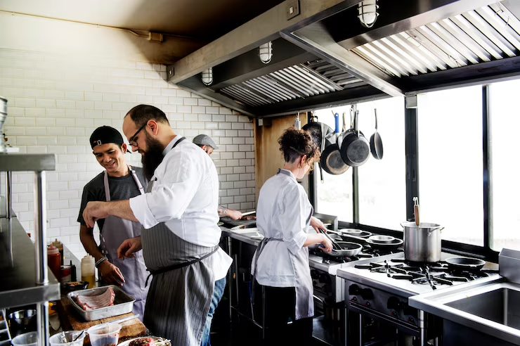 Kenapa Pembagian Hot Kitchen dan Cold Kitchen Penting?