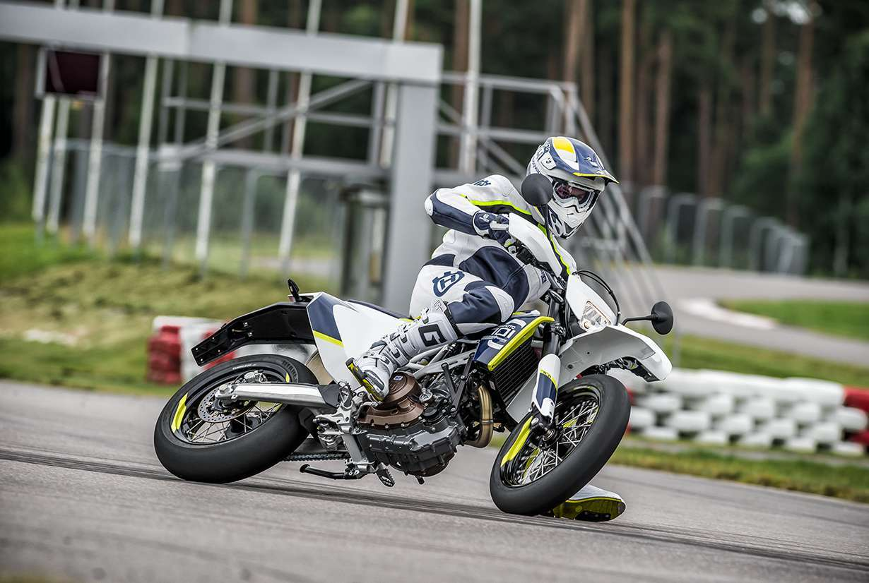 Husqvarna 701 Supermoto