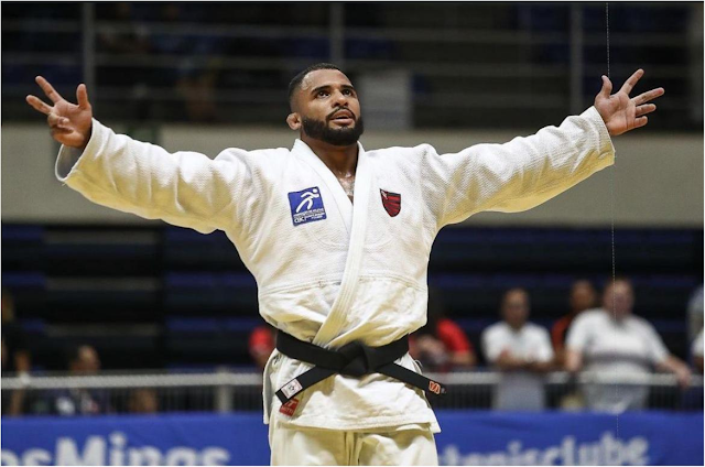 Marcelo Fronckowiak, do Flamengo, foi campeão do 90kg no CBI Troféu Brasil de Judô (Foto: Gilvan de Souza/CRF)