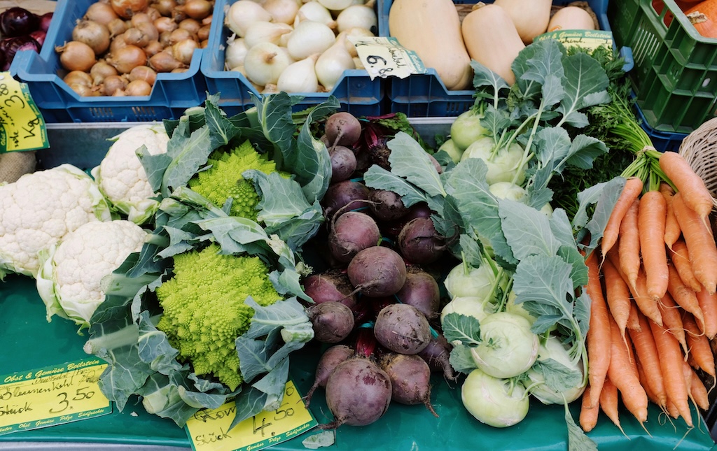 display of fresh vegetables on a table