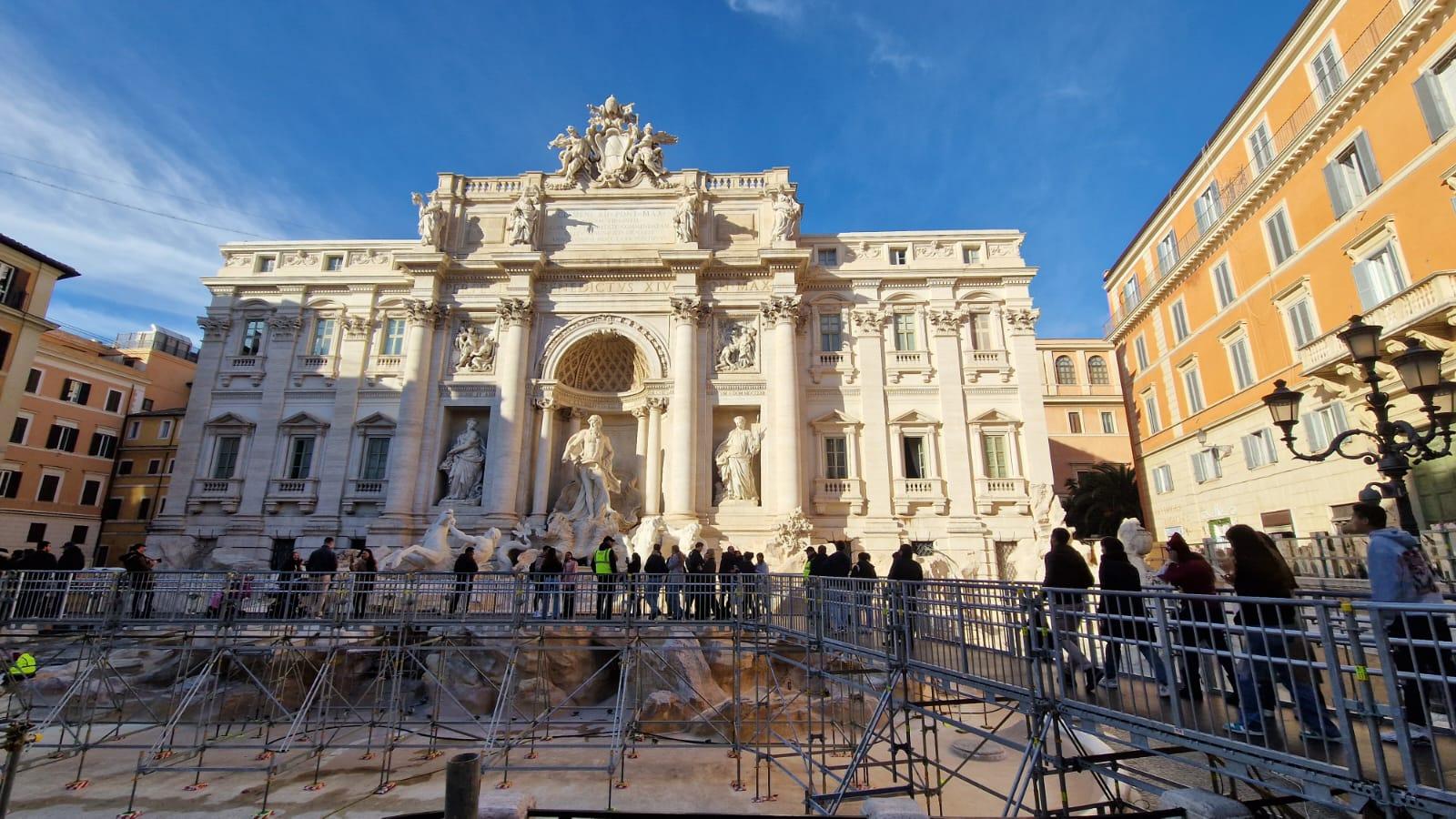 Immagine che contiene aria aperta, cielo, città, nuvolaDescrizione generata automaticamente