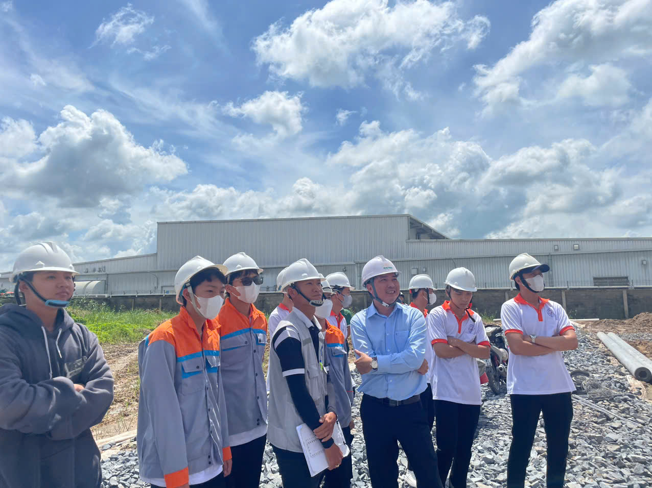 HSSV Khoa Xây dựng Trường Cao đẳng nghề An Giang trải nghiệm thực tế tại doanh nghiệp