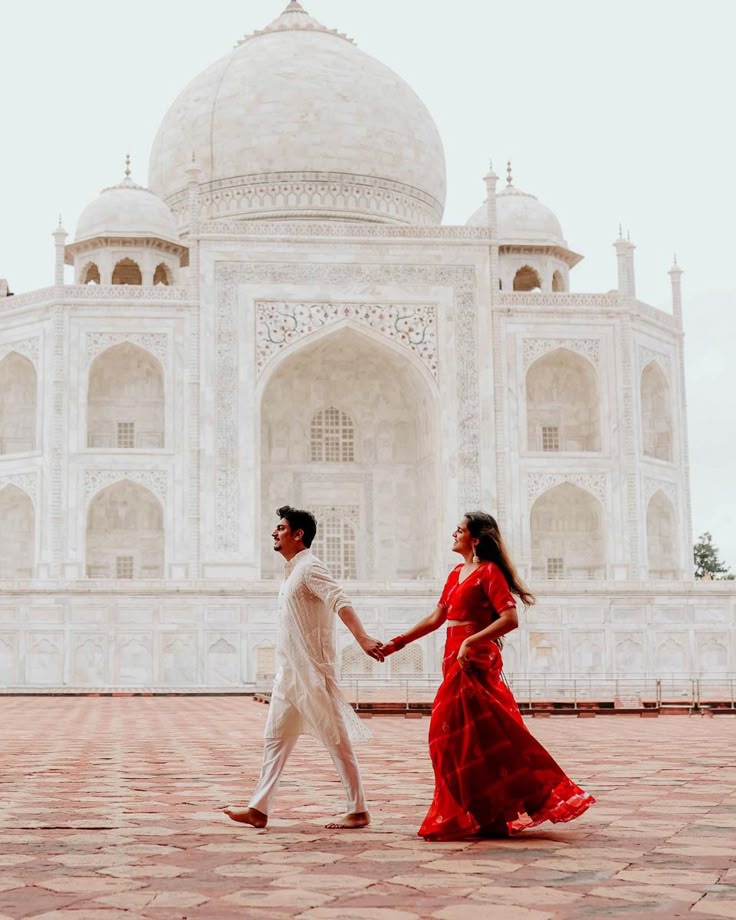 Top 10 Iconic Locations for Wedding Photography in India