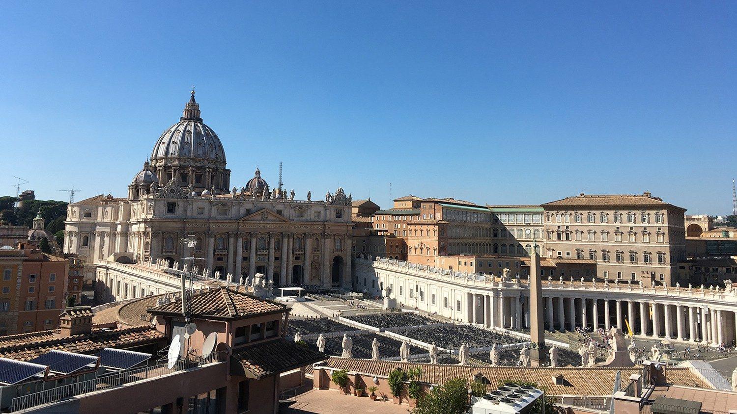La diplomatie, instrument du Saint-Siège au service de la mission  universelle - Vatican News