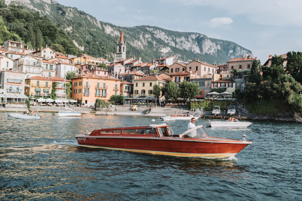 how to travel around italy - boat ride