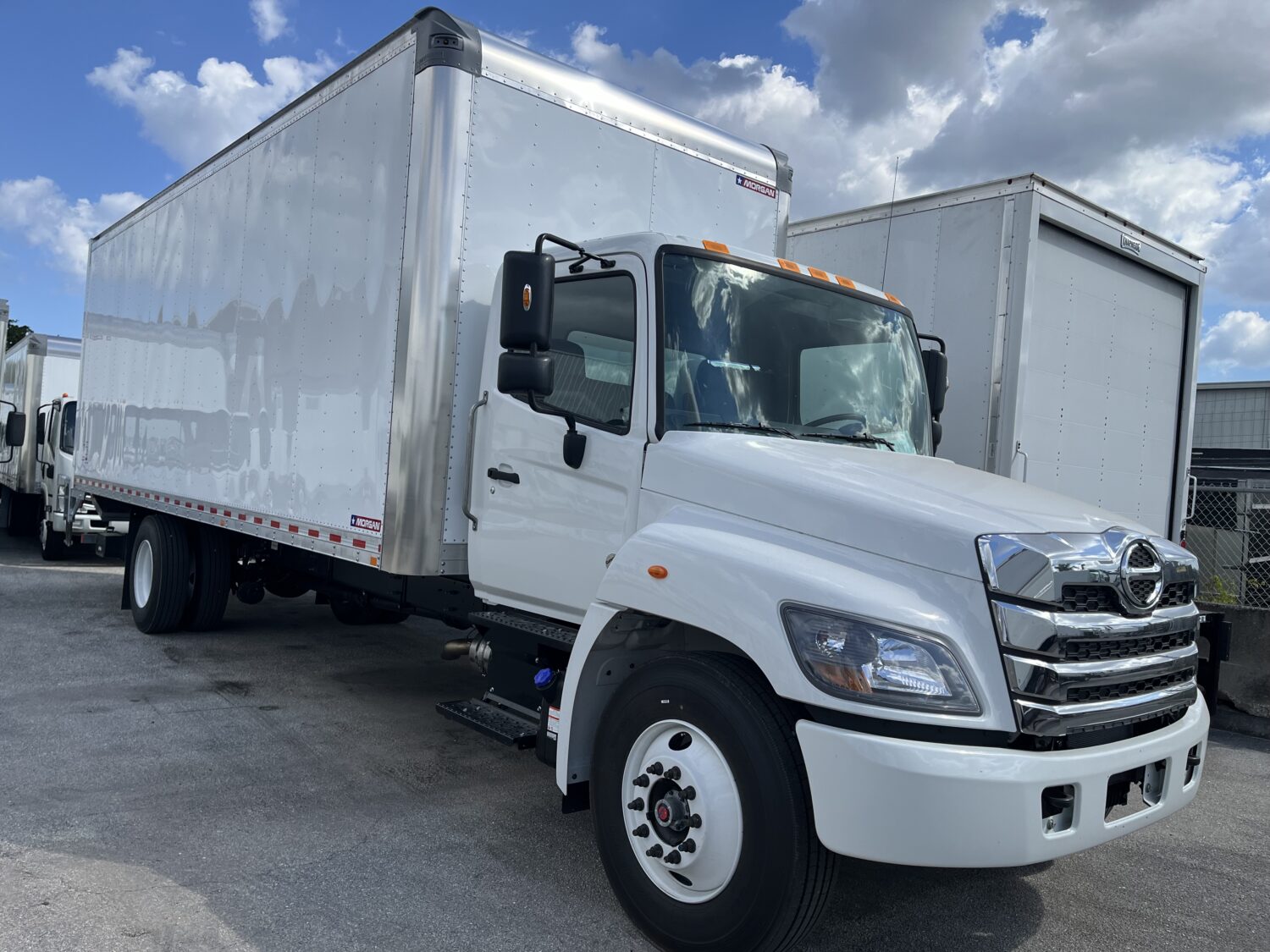 Heavy-Duty Isuzu Trucks Near Me