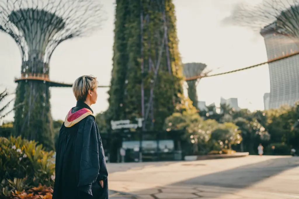 化学系大学生の就活・就職に資格取得は必要？メリットはある？